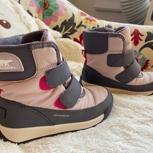 NWT Sorel girl waterproof boots size 12